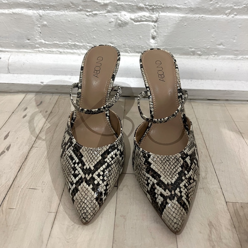 Abound snakeskin mules- new!
